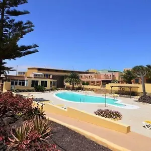 apartamento-muy-tranquilo-con-piscina-costa-calma.in-canary-islands.com/